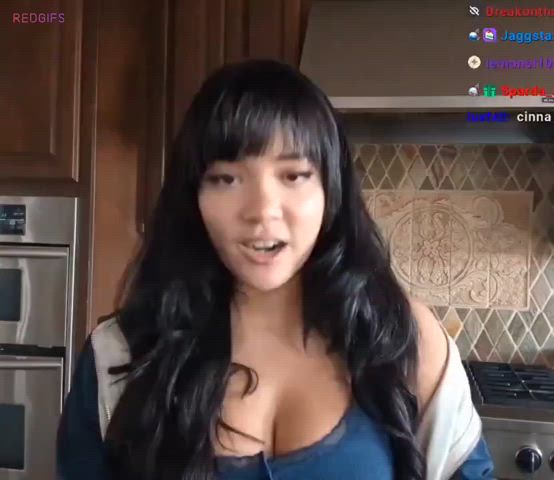 Amateur Big Tits Tits Porn GIF by xhsjsndnxjxnc