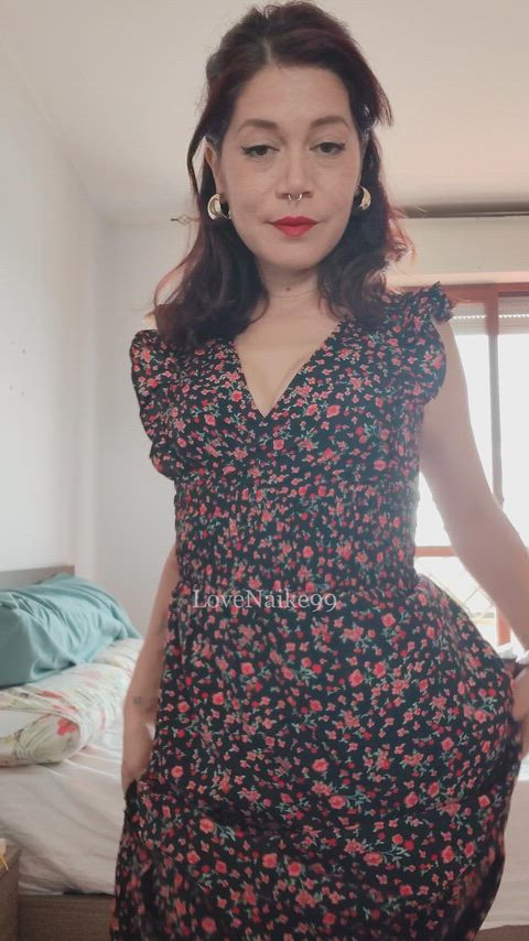 As an Italian milf, this is the right place to share myself