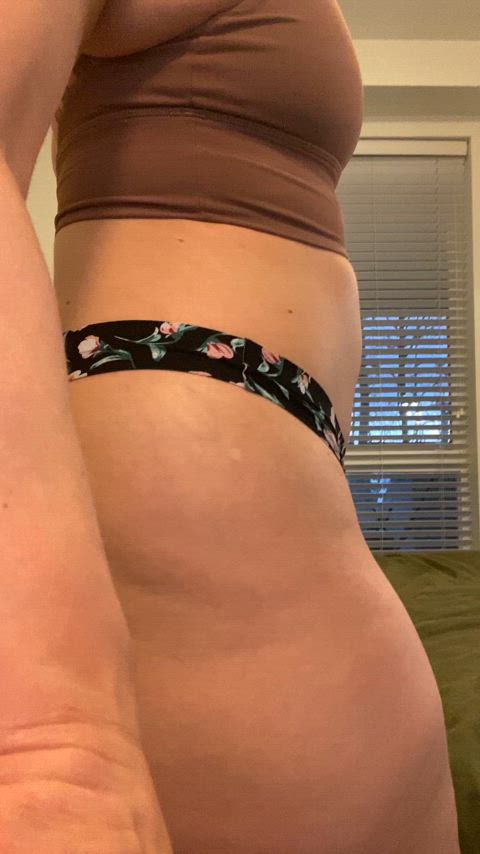 Blondes do have more fun, especially when they have curves!