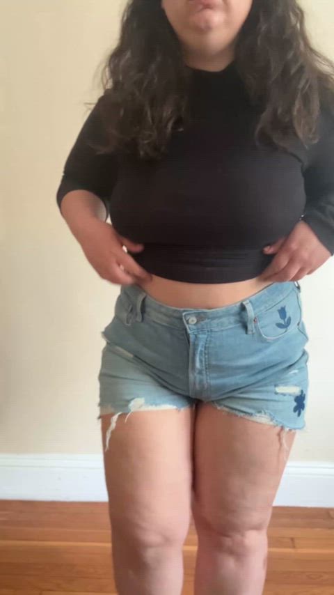 Idk why I’m not smiling bc I love showing off