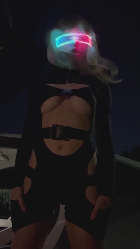 My main platform is 0F: https://onlyfans.com/ivywolfesworldxxx/c7 thumbnail