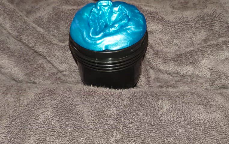 Its Halloween! Time to dust of my Freaks Alien FL (close-up, suction noises)