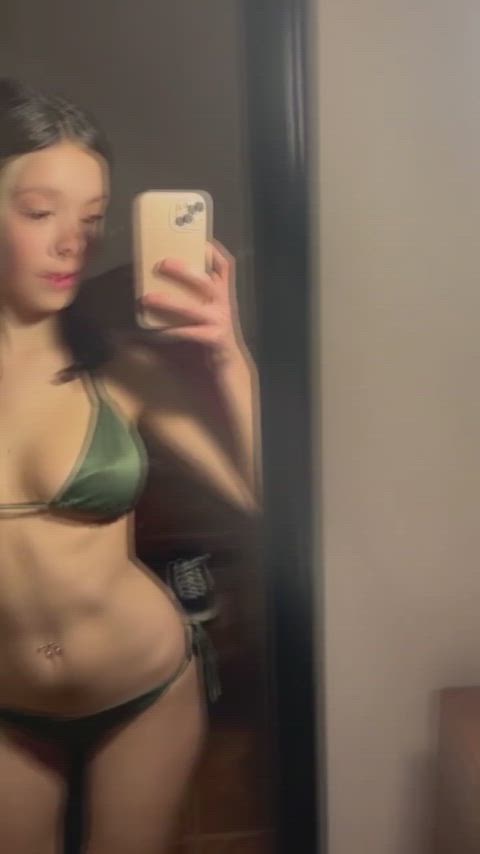 Don’t you think I’m really gorgeous?