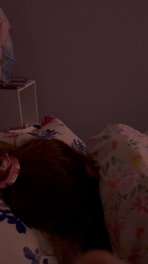 Sneaky masturbation in bed next to sleeping girlfriend! [sneak]