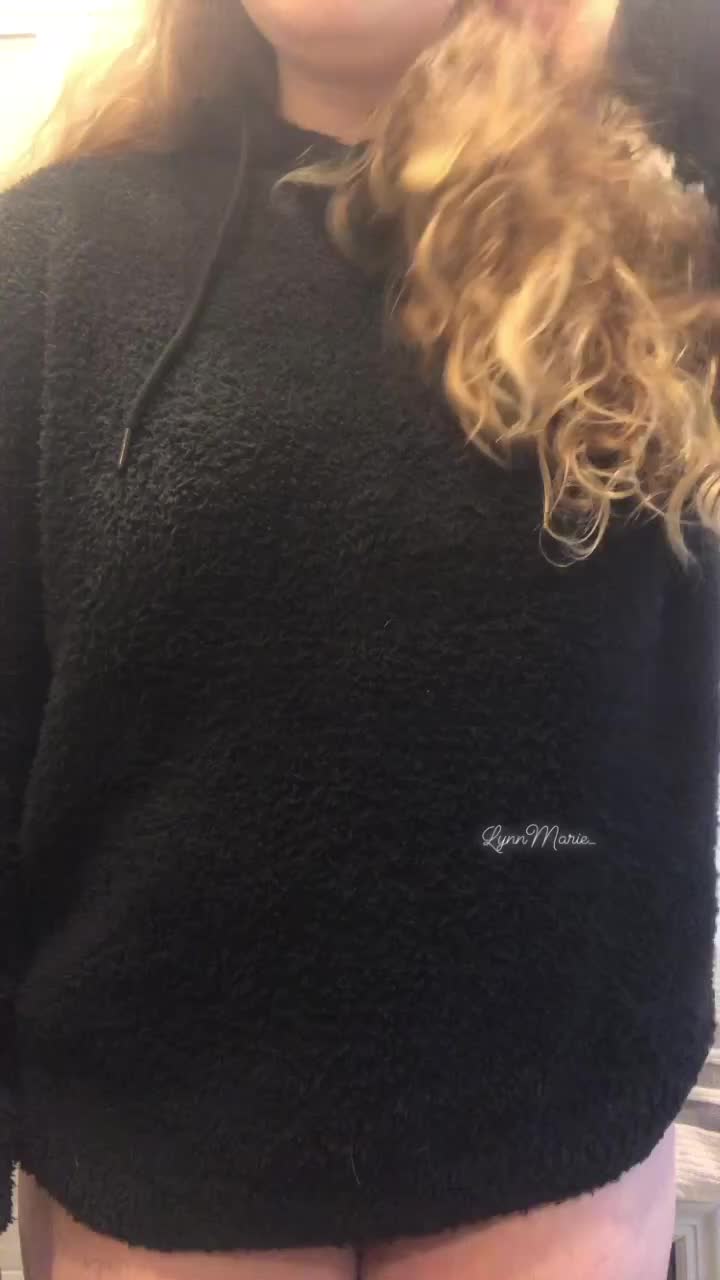 ♪ ♫ These tits were made for dropping, and that’s just what they’ll do. One of these days these tits might drop all over you ♫ ♪