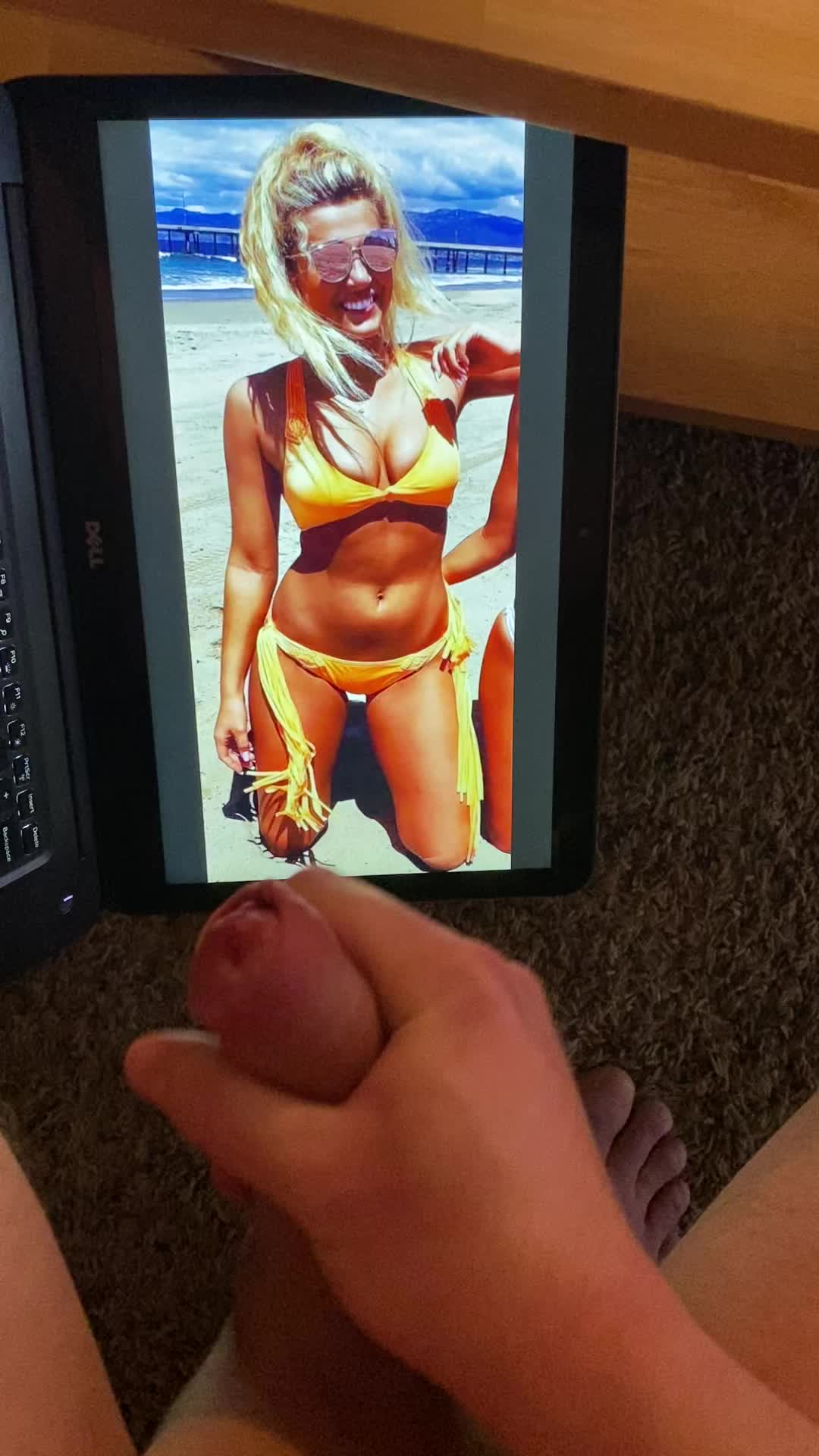 Thicc, delicious, busty bikini babe... those titties... those thighs... those hips... in a bikini that small... I’m cumming...!