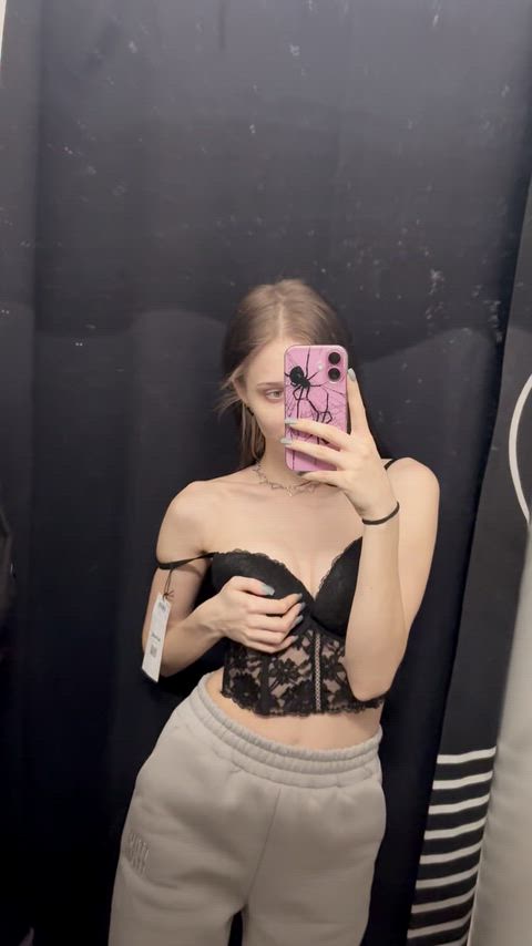 Changing room hot video