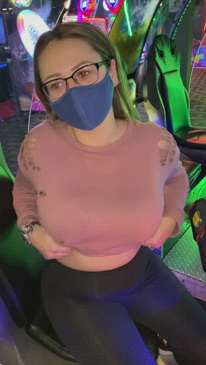 The worker said I can pick any prize I want🥰🥰