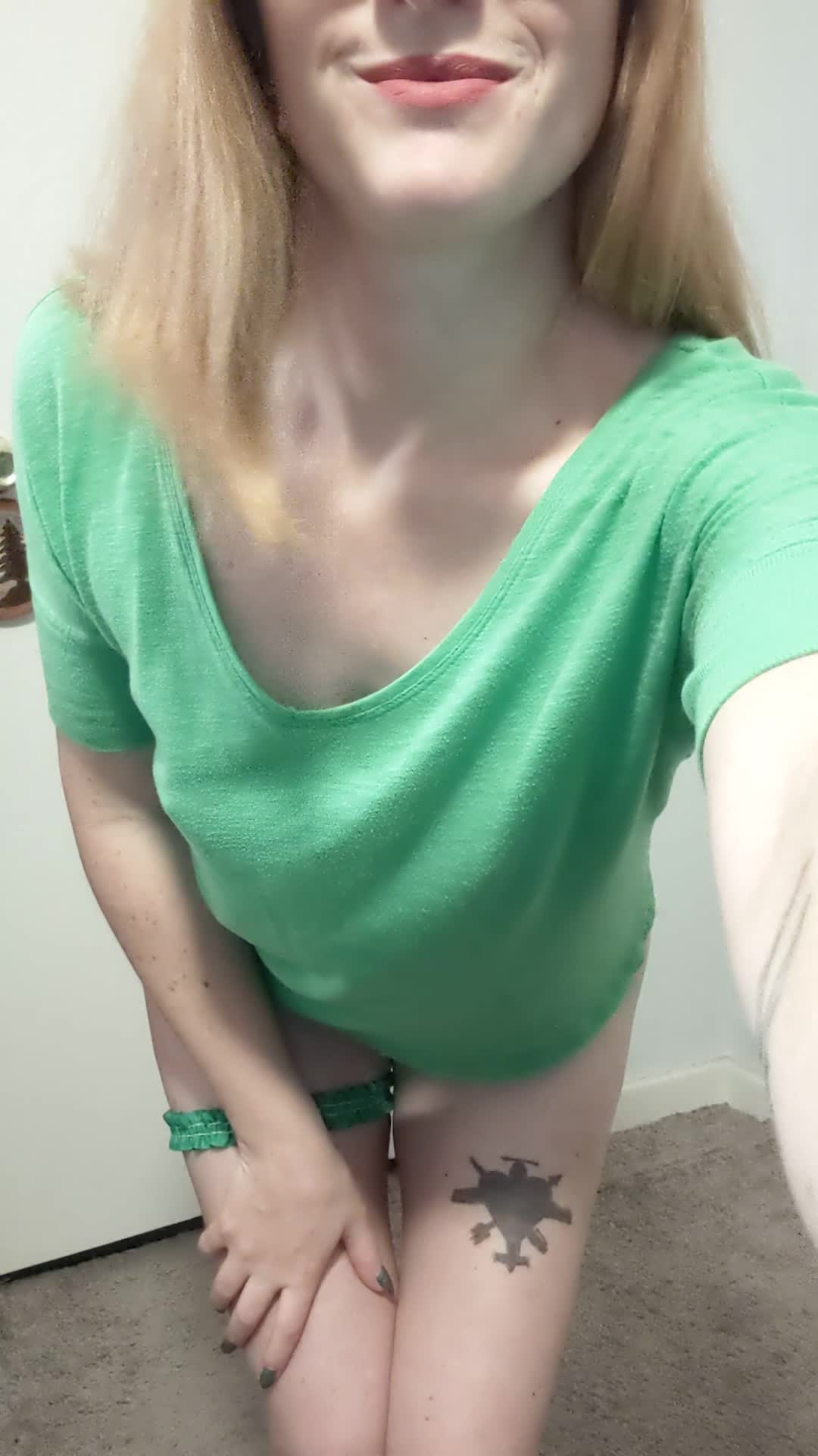 Glamorous in green!