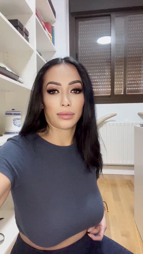 Tell me honestly, would you fuck a 40yo MILF