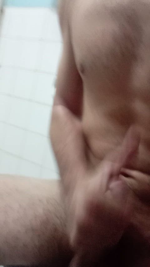 Who wants all tha cum?