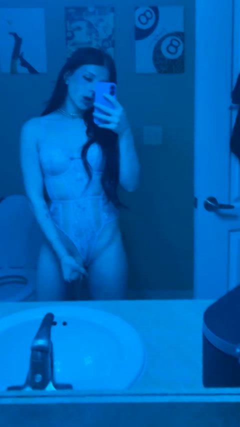 I’d love to whip your dace with this baby