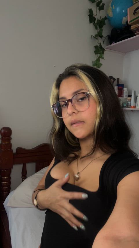 Diz aí, colonizaria essa brasileirinha?