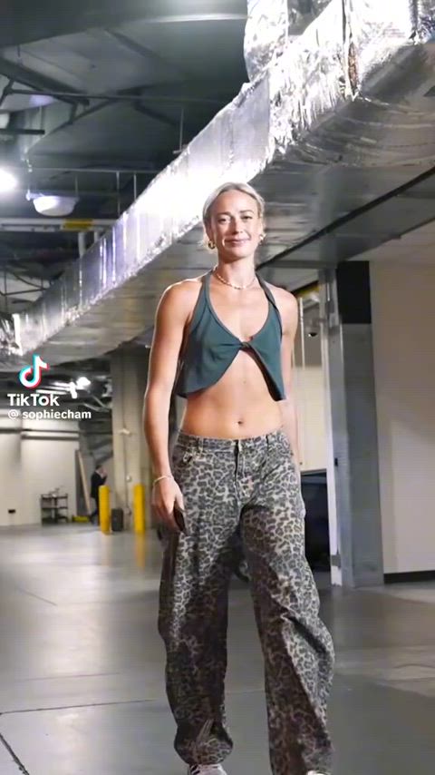 Sophie Cunningham - American Basketball Player