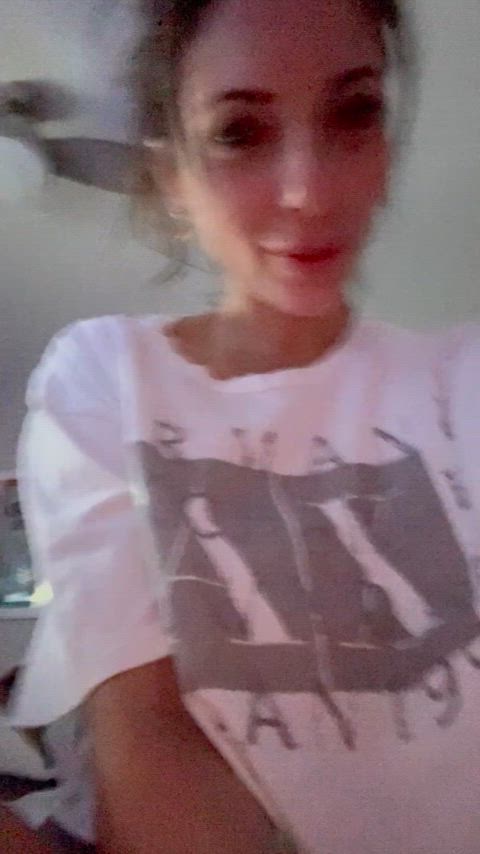 Late night play turns into a wild squirt fest