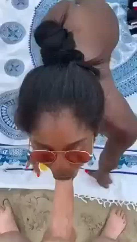 Beach Blowjob Caught Ebony Exhibitionism Exhibitionist Outdoor Public Voyeur r/CaughtPublic Porn GIF by populardick