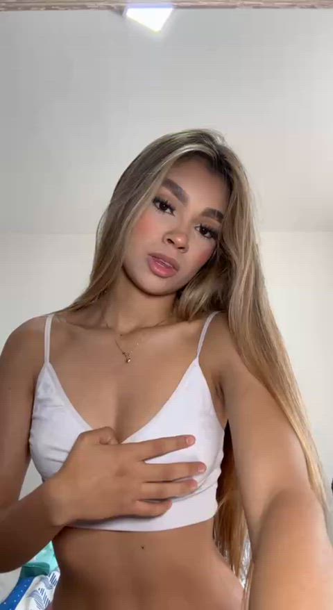 Bet you can't handle my petite body