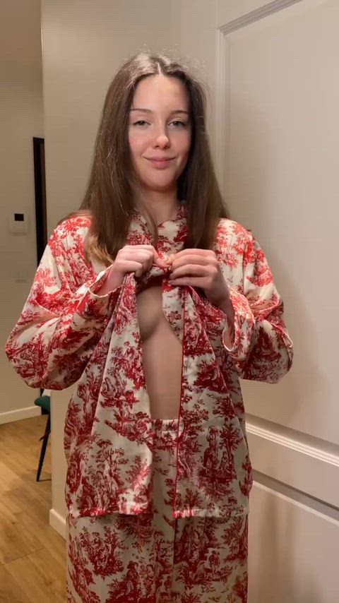 MediumturquoiseTartAstrangiacoral thumbnail