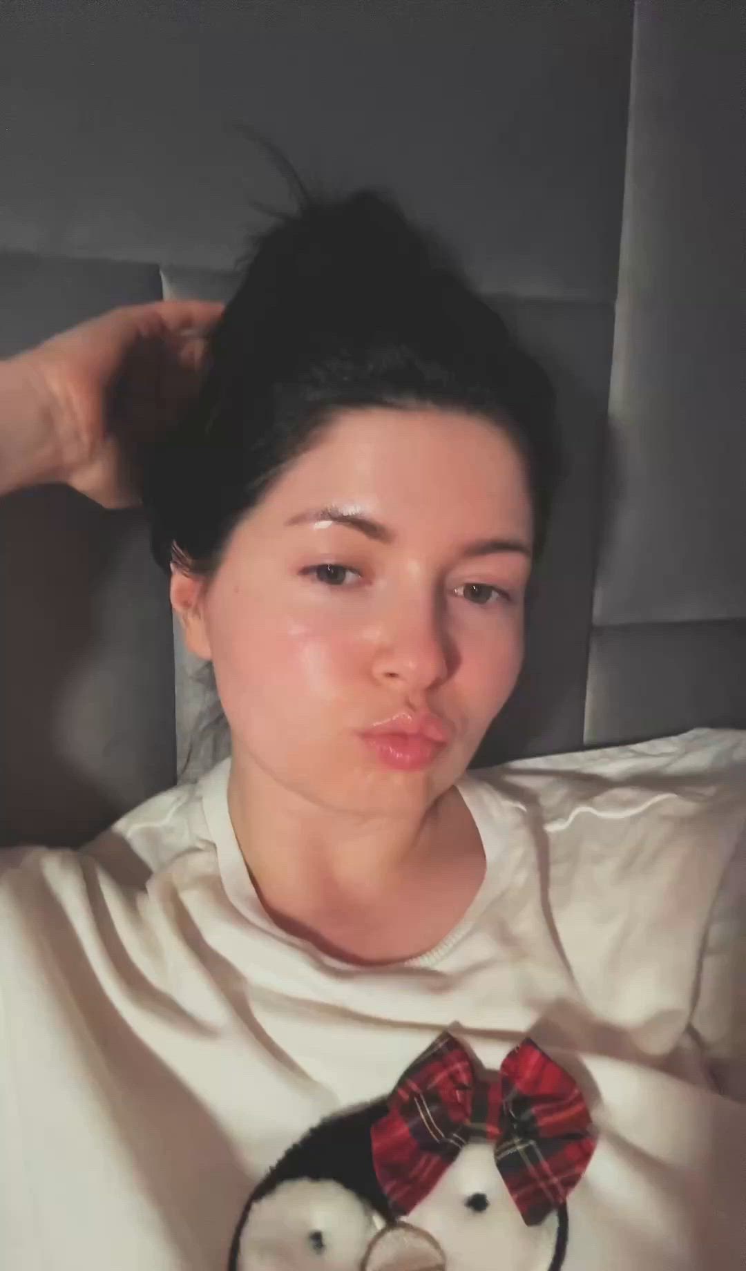 Big Tits · Tease