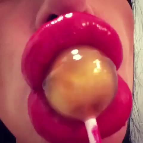 Bimbo Sanja Jojic Debunking Flat Earth by Sucking a Lollipop