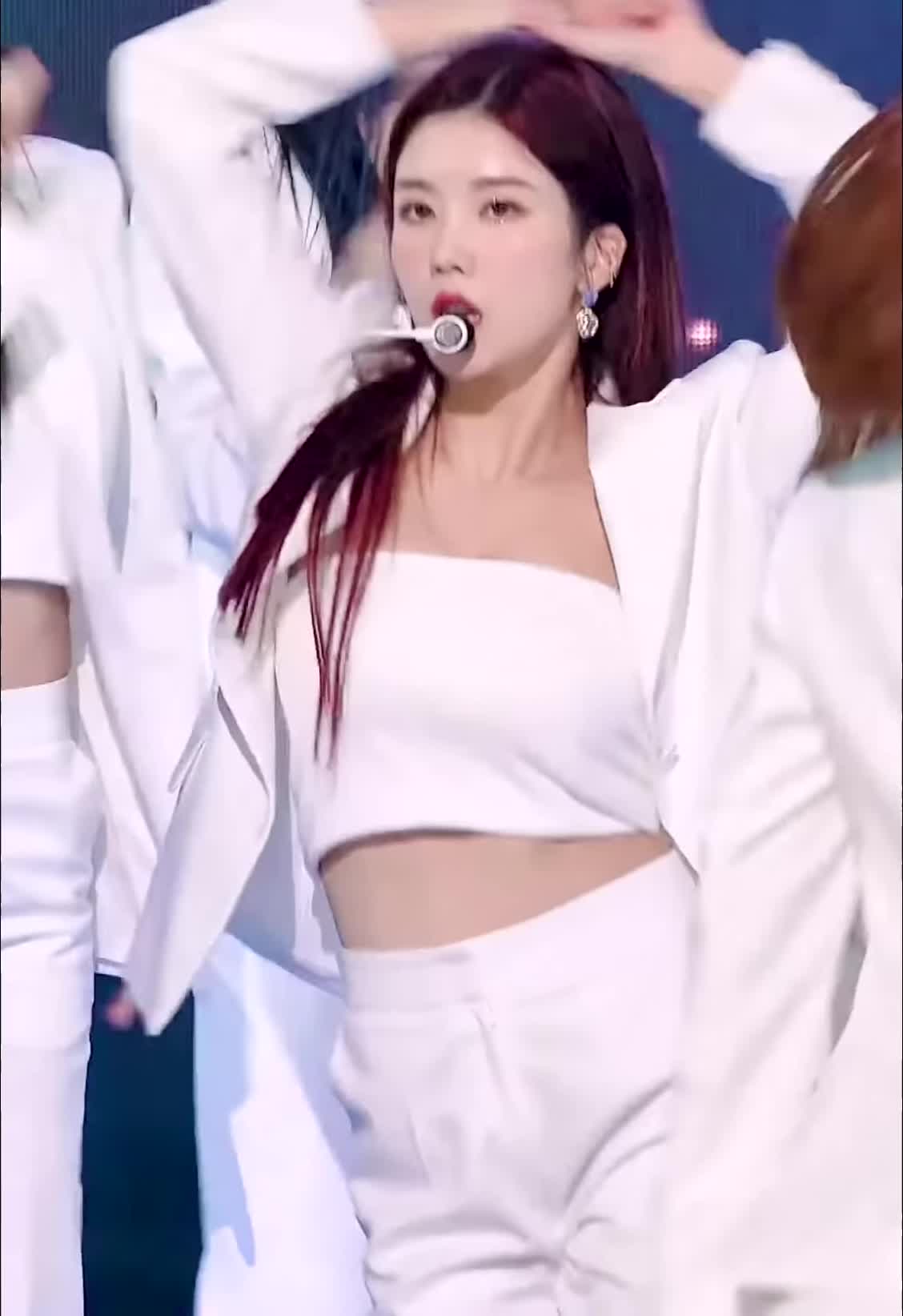 IZ*ONE - Eunbi