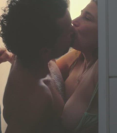 Maria Paz Grandjean in 'Swim to Me' (2025)