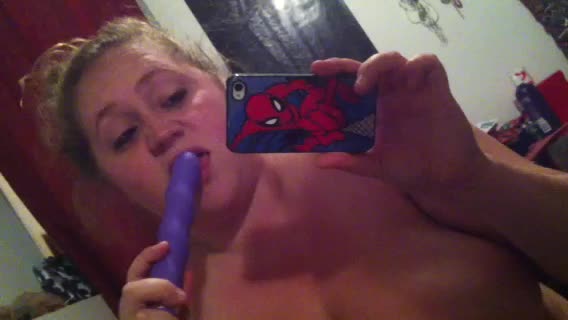 Playing with my pussy