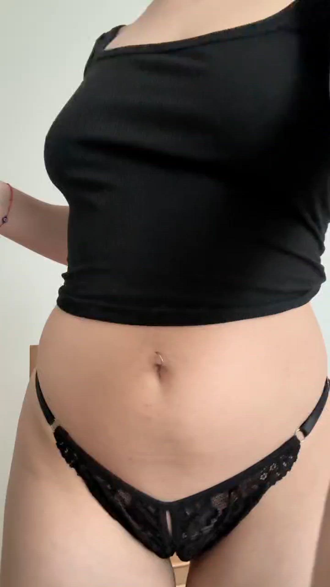 I'm looking for someone to exploit my body with