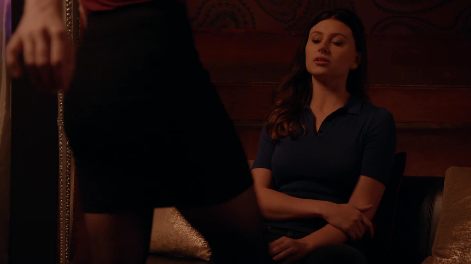 Rose McIver giving a lap dance to Aly Michalka