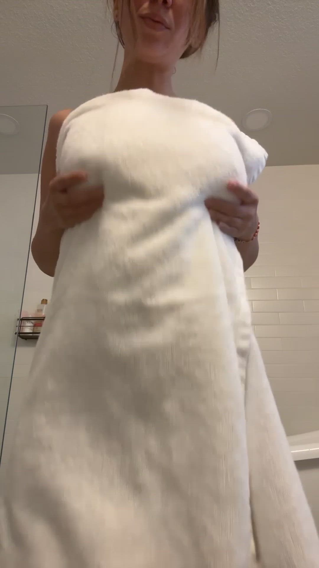 95 pound bod + big titties = perfect combo😉 [OC]