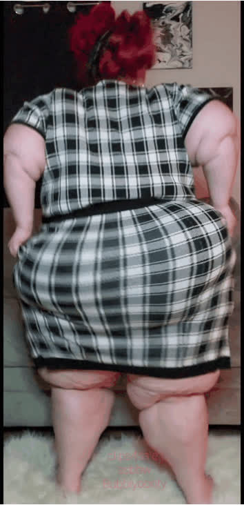 Got a new clip up :) https://clips4sale.com/130003/ssbbw-bubbly-booty/cidac771c7af3bb15556995782205