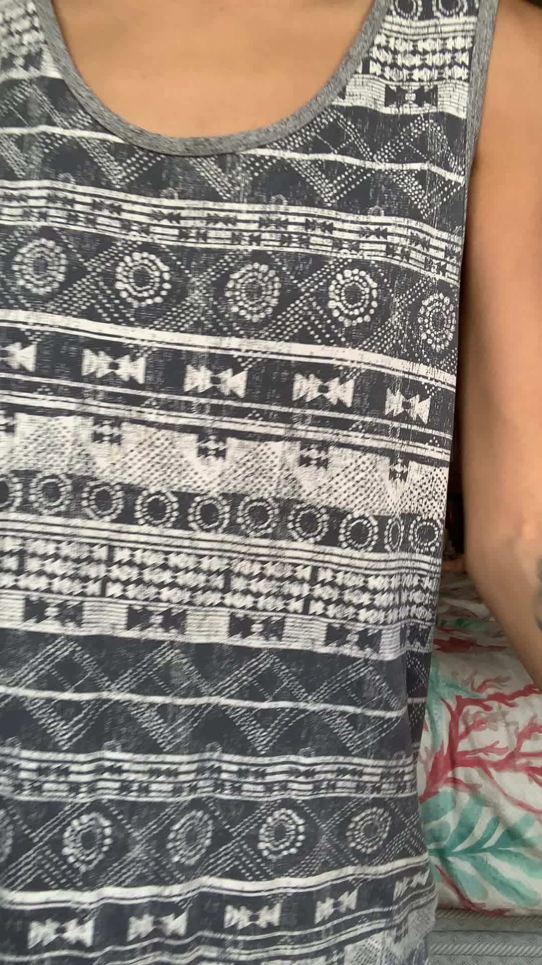 I love oversized shirts