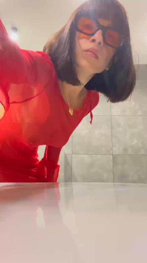 Dont know if I should start a striptease career 🤭