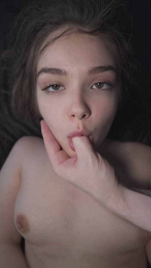 How to become an airhead bimbo? Like that