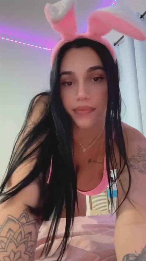 Would u go to a trans strip club where u can see big girlcocks