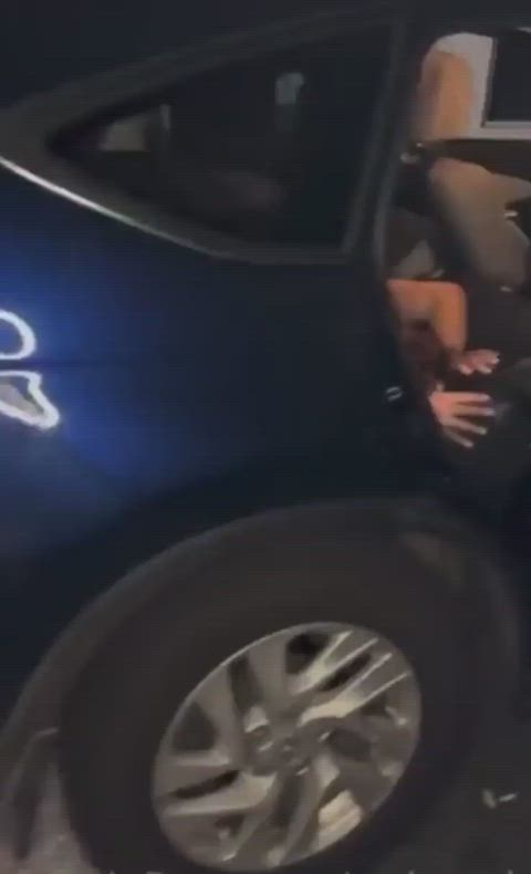 BBC Bull banging her in car while cuck records it