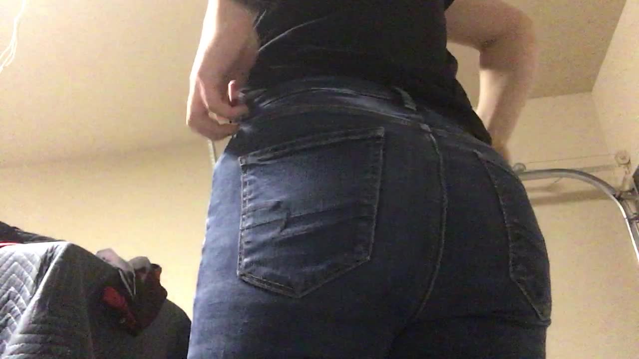 this is how i beg for bbc~
