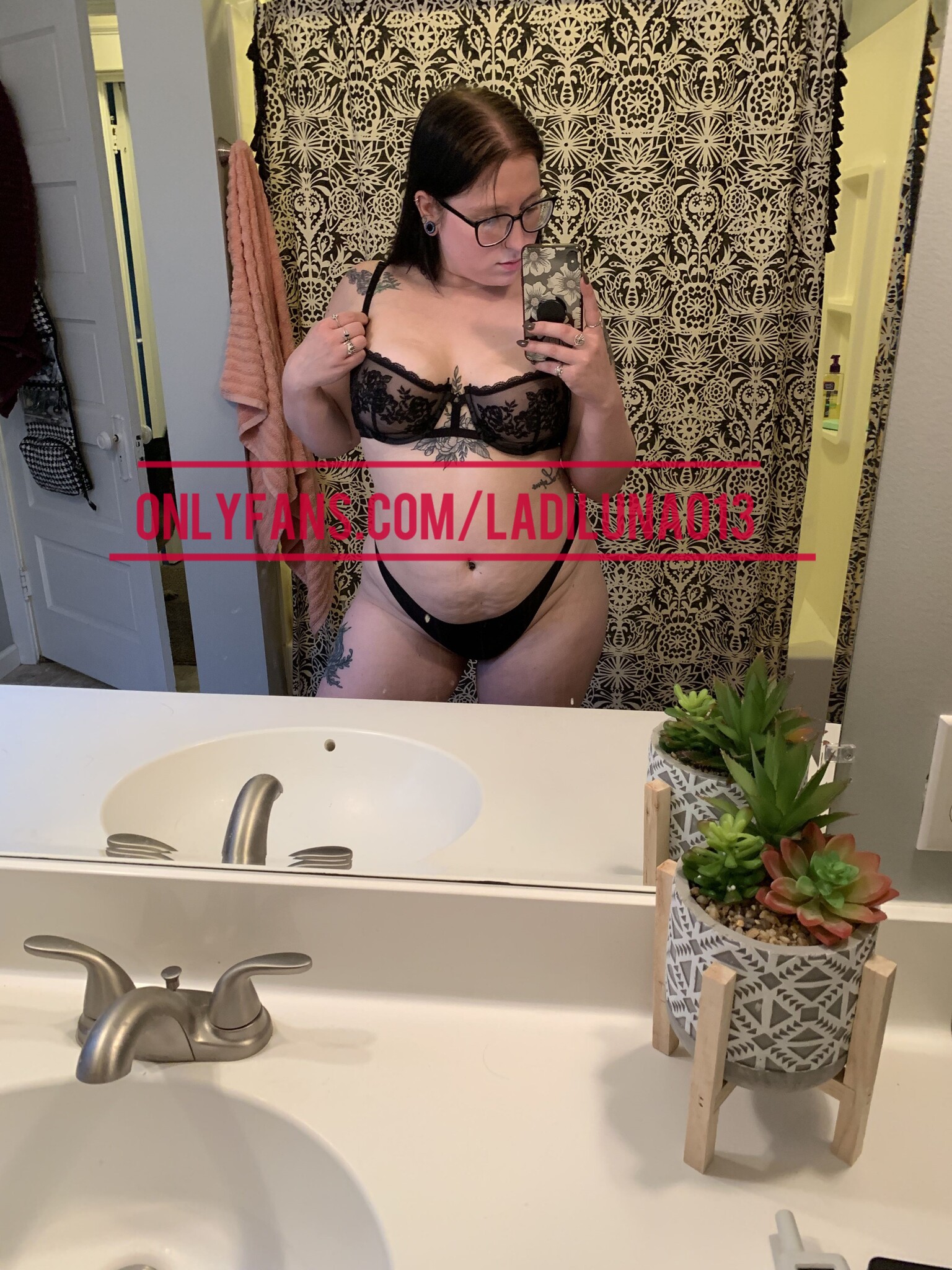 Curvy ass bbw tits