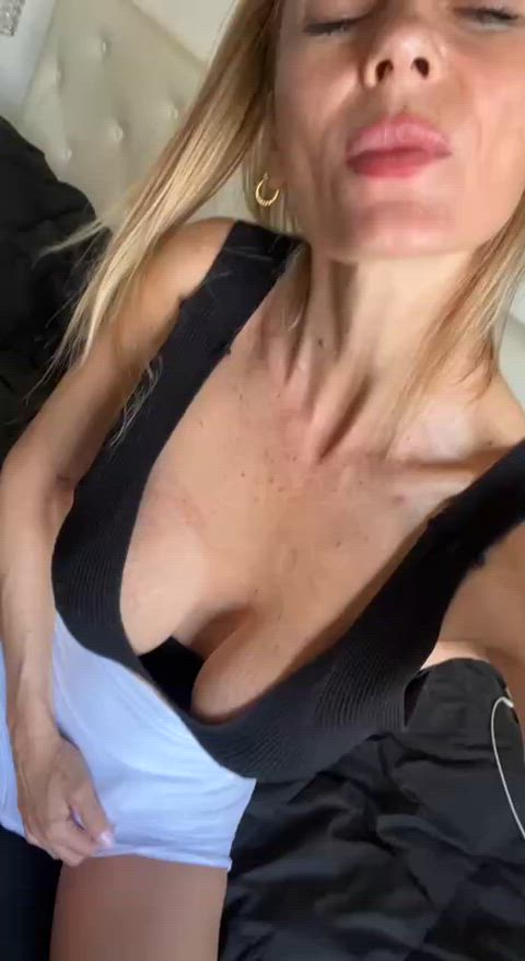 my bf wants to know how many redditors really want to fuck me