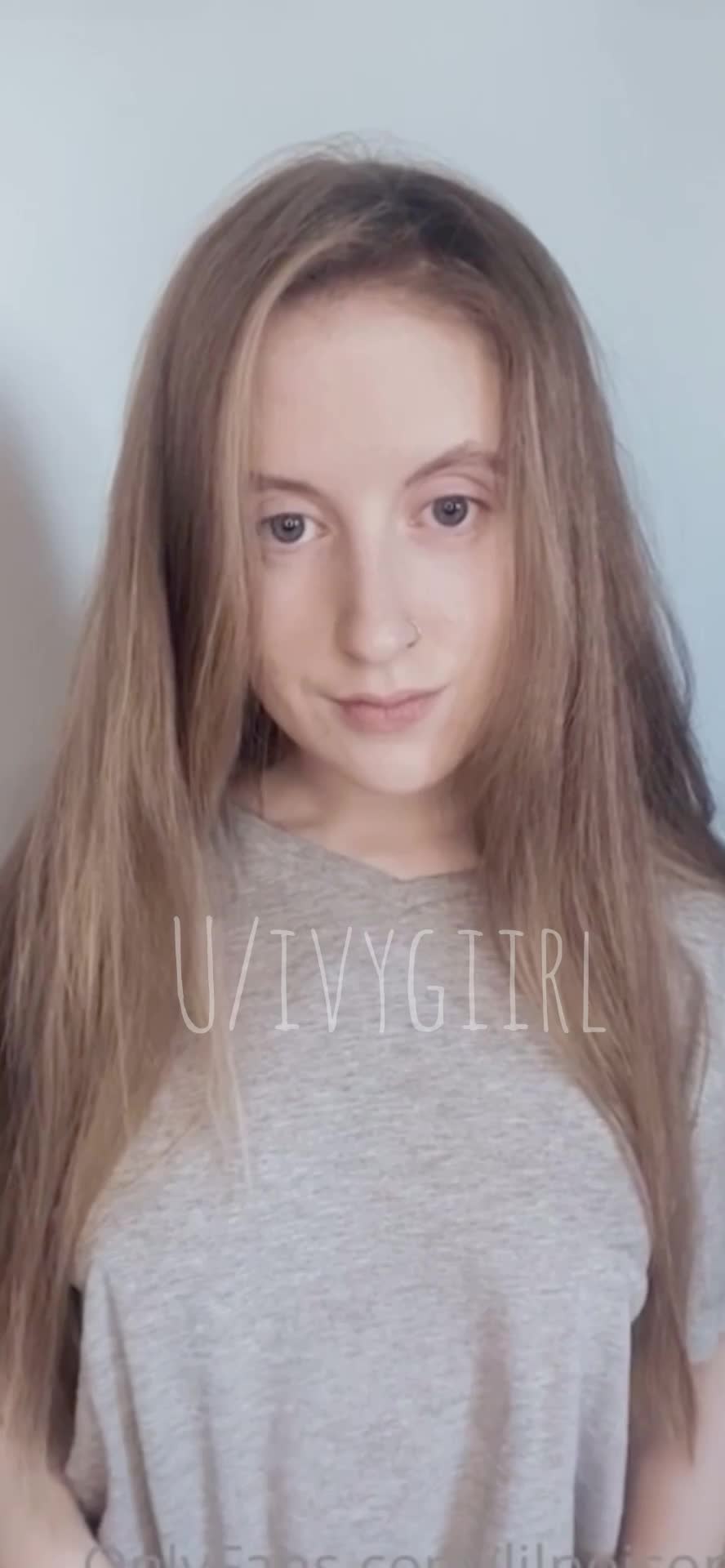 Would u play with my tits?