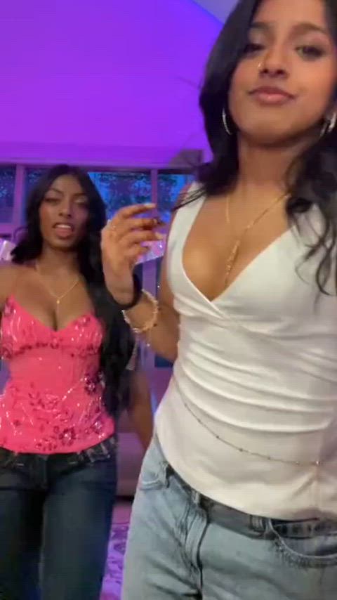 Which one which one (tamil and mallu)