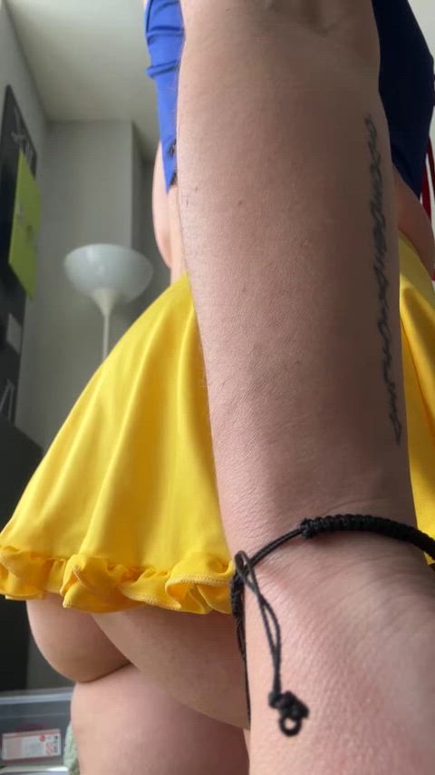 Blurred video preview