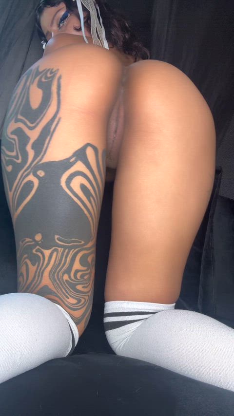 goth whores were made for ruin <33