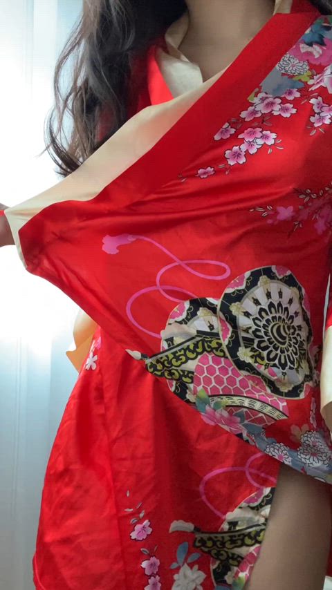 Amateur Asian Big Tits Brunette Japanese Kimono Latina Natural Tits Teen Tits Porn GIF by hatsuzume