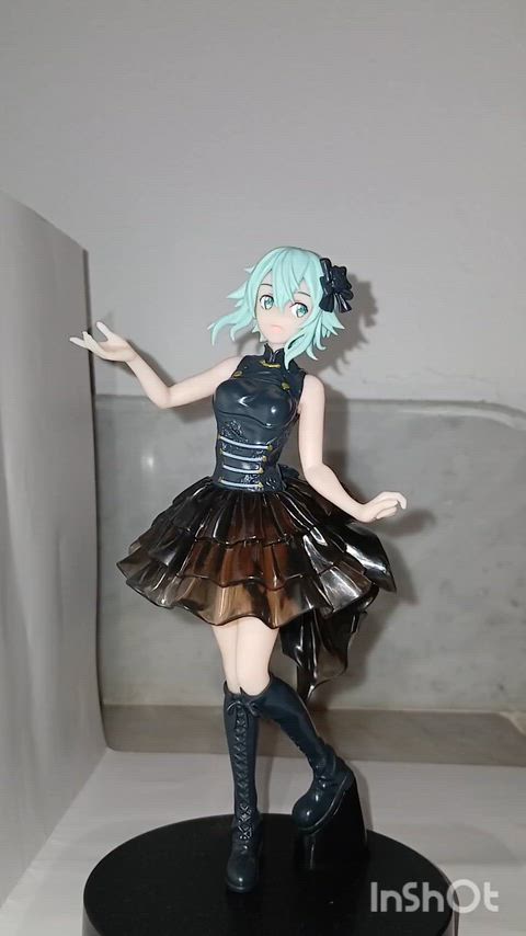 I'm just posting this now, but I spent Valentine's Day with Sinon