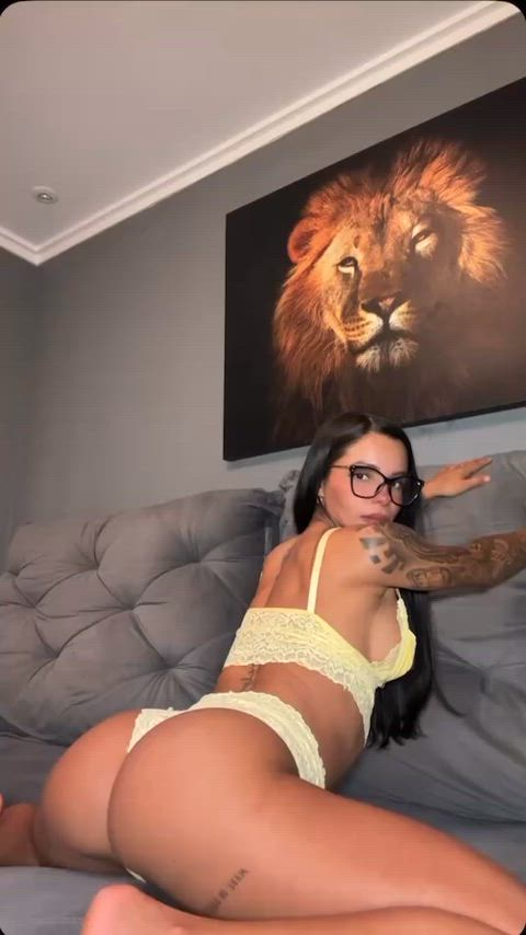 Muscles powered by protein and quantum physics