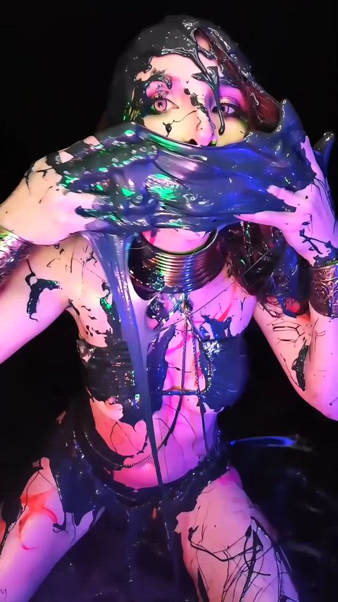 slime play iridescence ✨