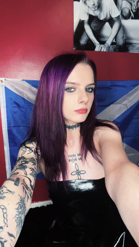 3 goth girls what could be better