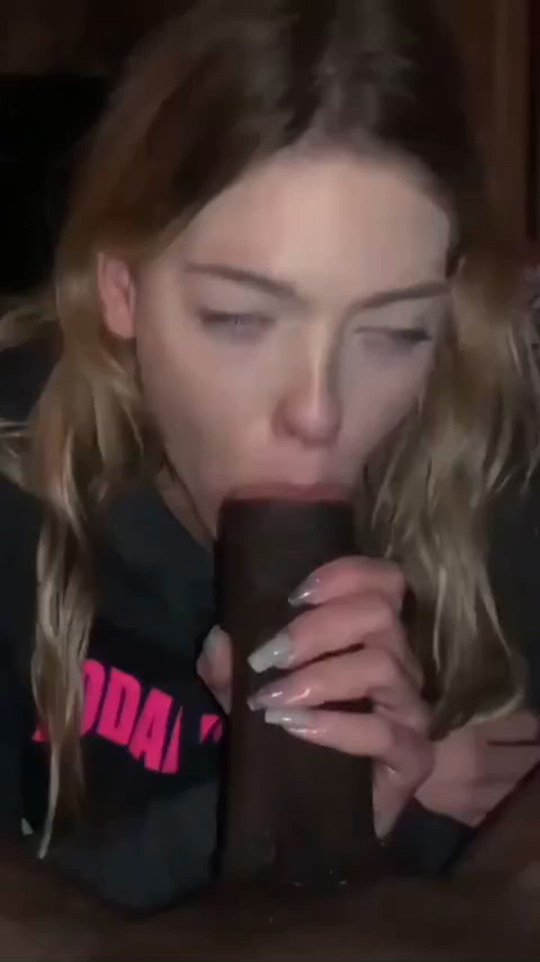 Amateur, BBC, Blowjob, Teen, White Girl, amateur-girls