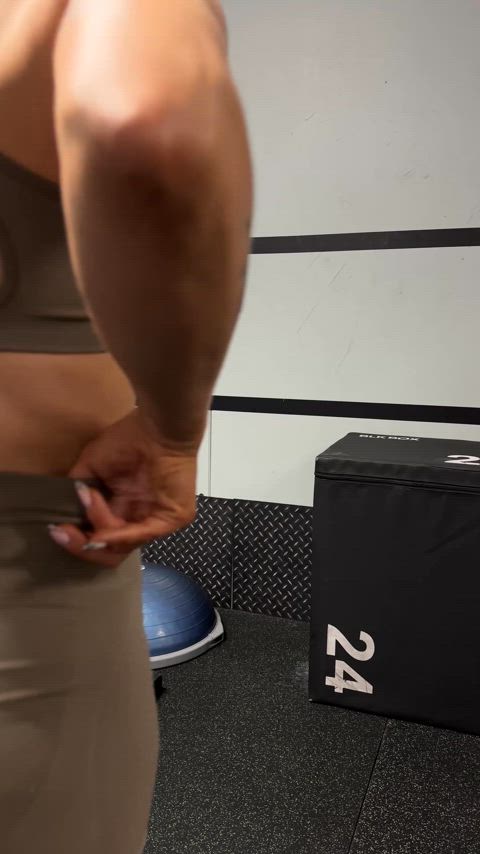 Would I catch your attention in the gym